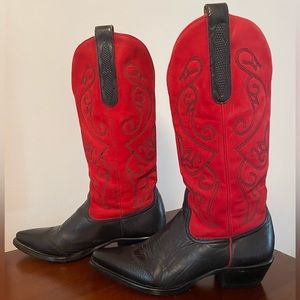 Red and Black Women’s Vintage Western Boots